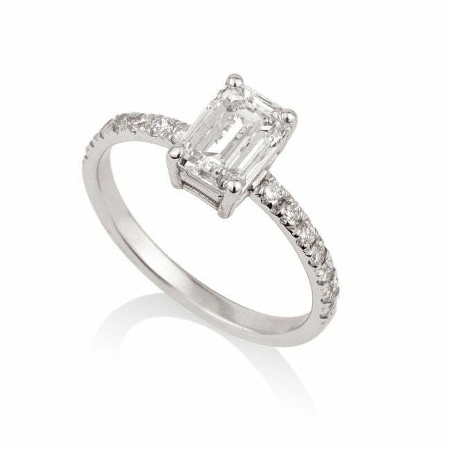 טבעת יהלום אמרלד זהב לבן