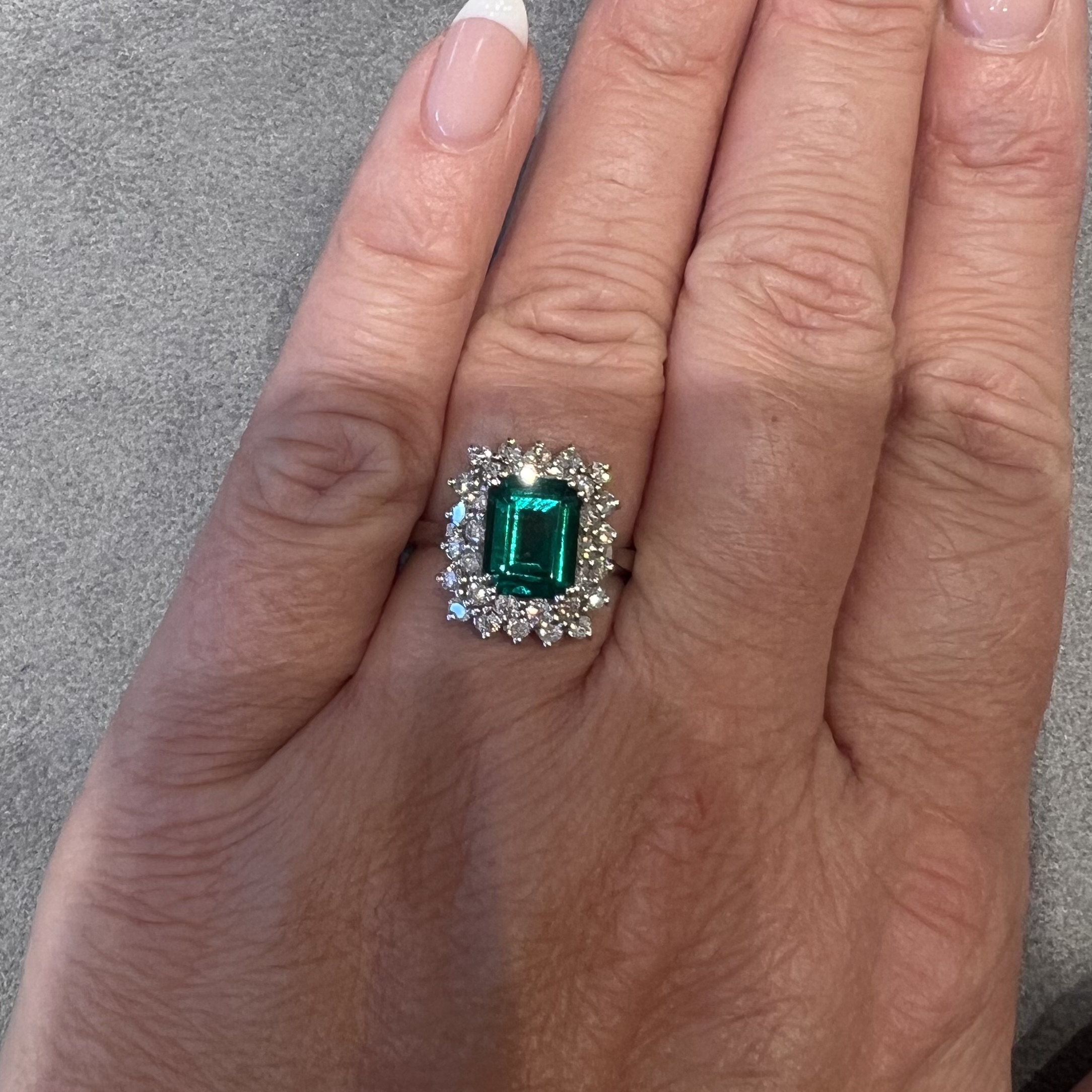 טבעת יהלום עם אבן חן ורודה