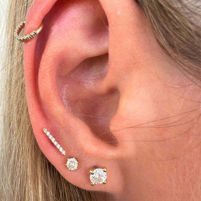 עגיל פירסינג line מזהב לבן עם יהלומים