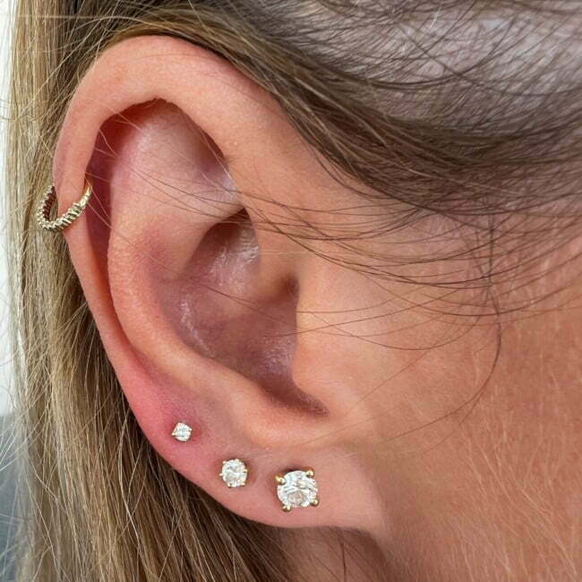 עגיל פירסינג STUD מזהב לבן עם יהלום