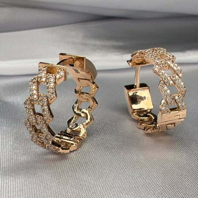 עגילי ויולט - זהב לבן ויהלומי מעבדה